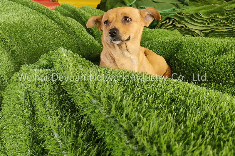 Artificial turf manufacturers share tips on buying artificial turf